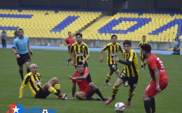 Era el primer partido oficial de Climent en el debut del torneo de Tercera División «A»