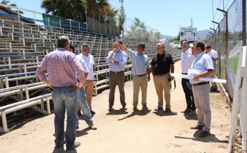 Inspecciona estadio de Santa Cruz para la competencia de la Primera B